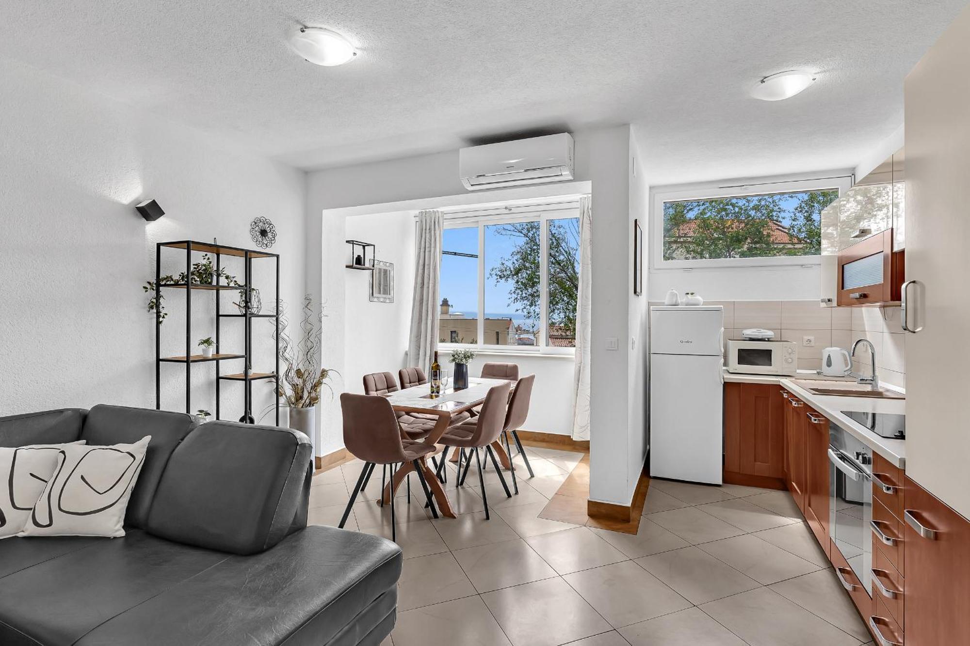 Apartment Lov&Mar With Parking Makarska Buitenkant foto