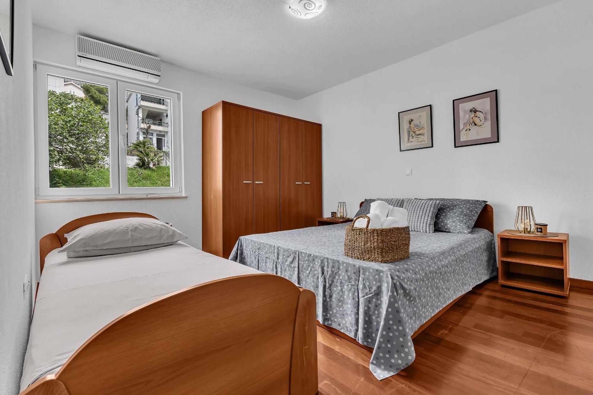 Apartment Lov&Mar With Parking Makarska Buitenkant foto